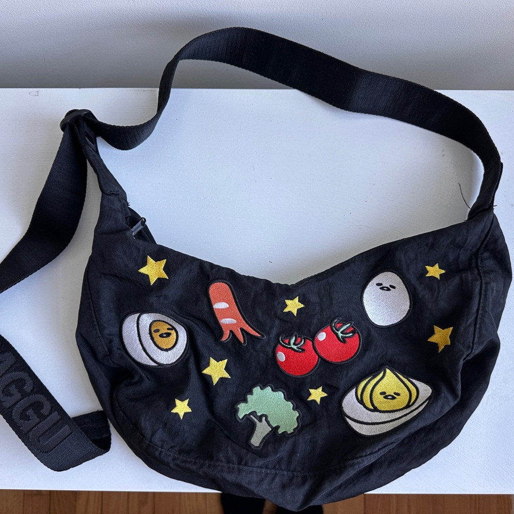 Baggu Medium Crescent Gudetama Bag